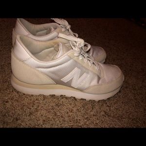 New Balance Tennis Shoes